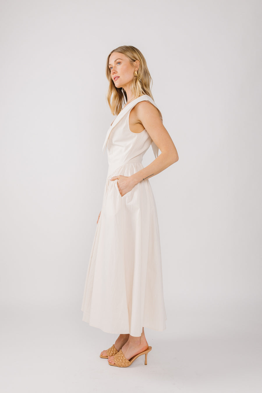 cream-maxi-dress-4.jpg